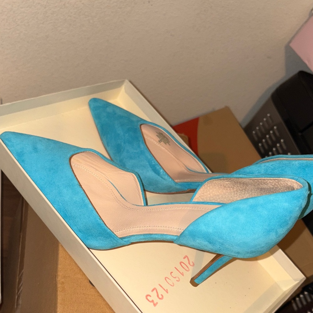Marc Fisher Turquoise Suede Pointed-Toe Stiletto Pumps